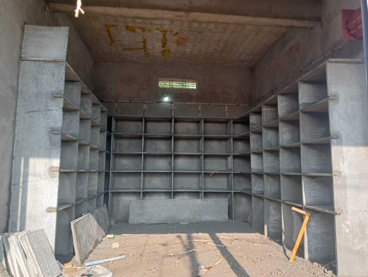 GURU SWAMY.D- MANSON WORKER( MASTRI) IN TIRUPATI